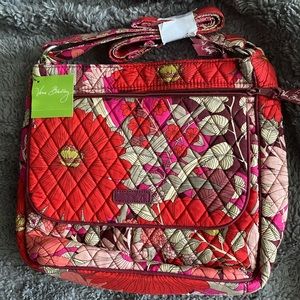 Vera Bradley crossbody mailbag
